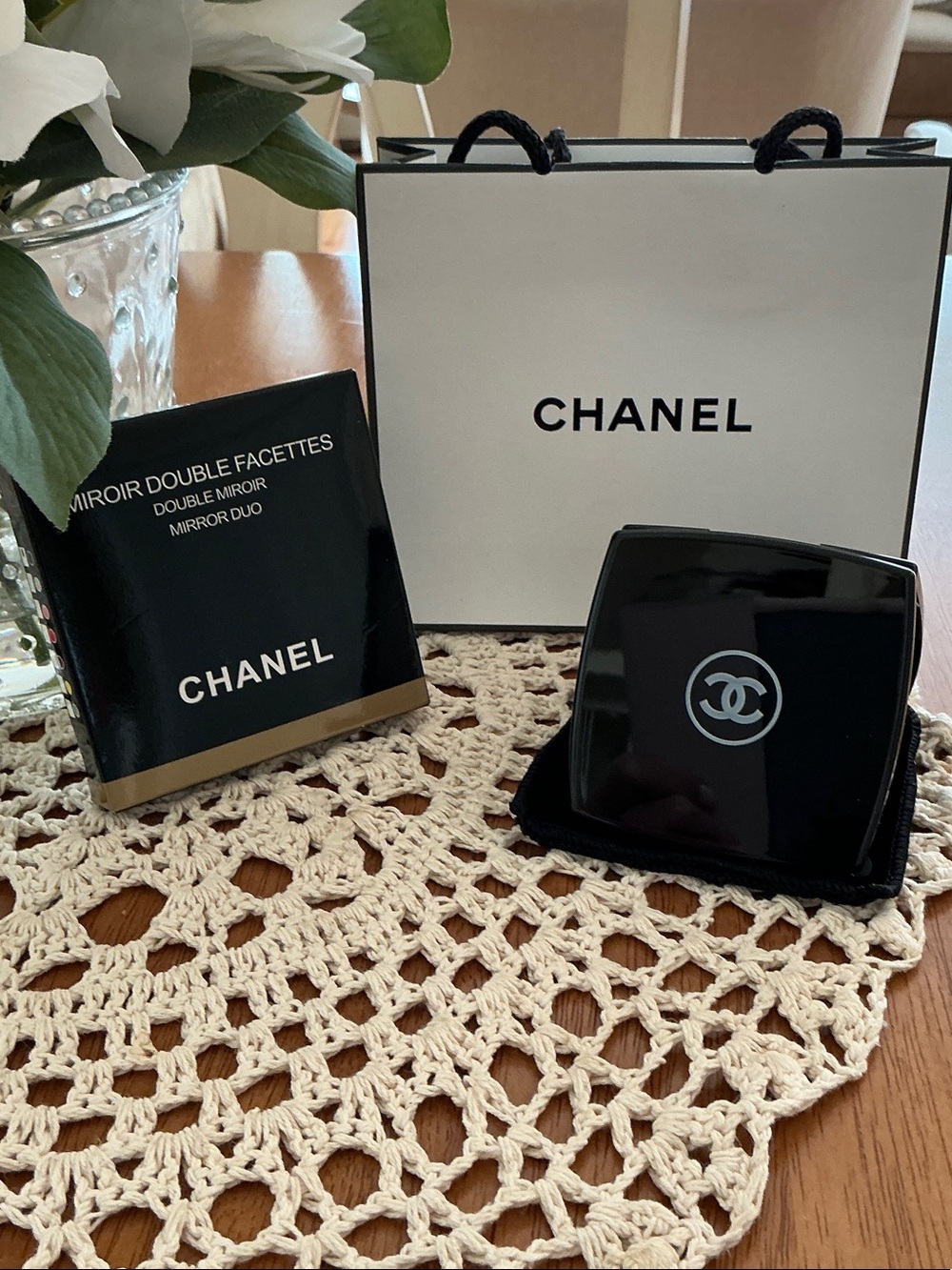 CHANEL Black Compact Double-Faced Mirror Set with Gift Bag
